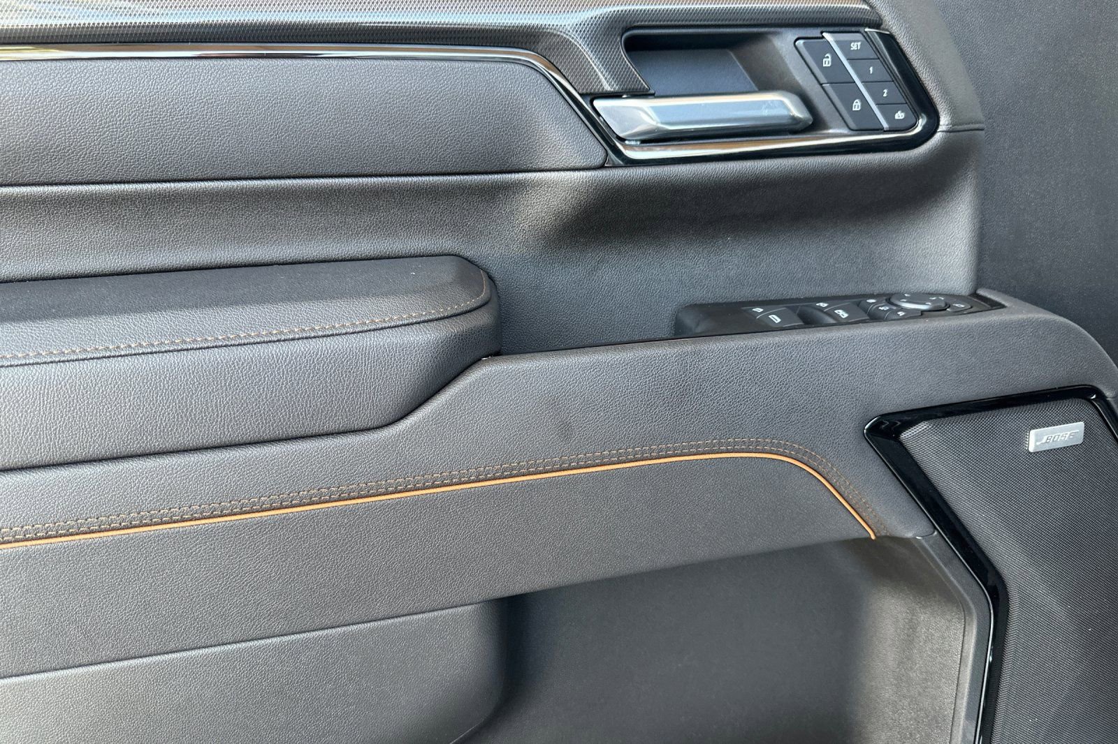 Certified 2025 GMC Sierra 2500 AT4 AWD/4WD image 11