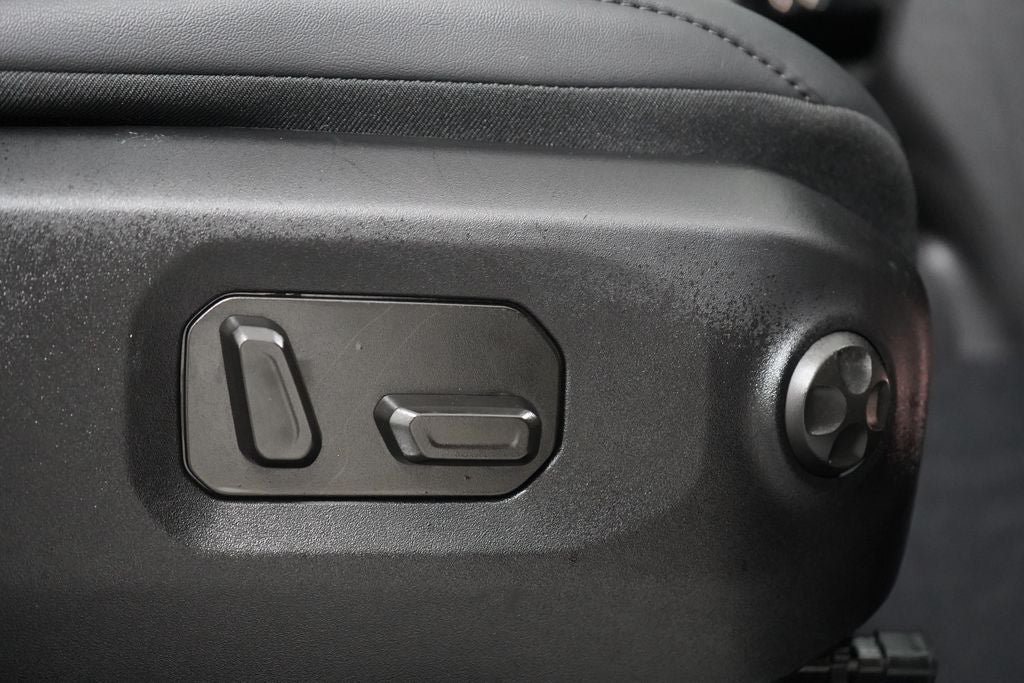 Used 2024 Jeep Wrangler High Altitude AWD/4WD image 20