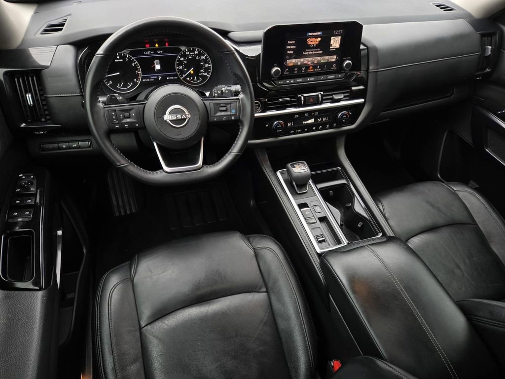 Certified 2022 Nissan Pathfinder SV w/ SV Premium Package image 17