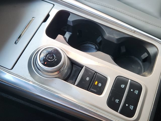 Used 2021 Ford Explorer XLT w/ Equipment Group 202A RWD image 21