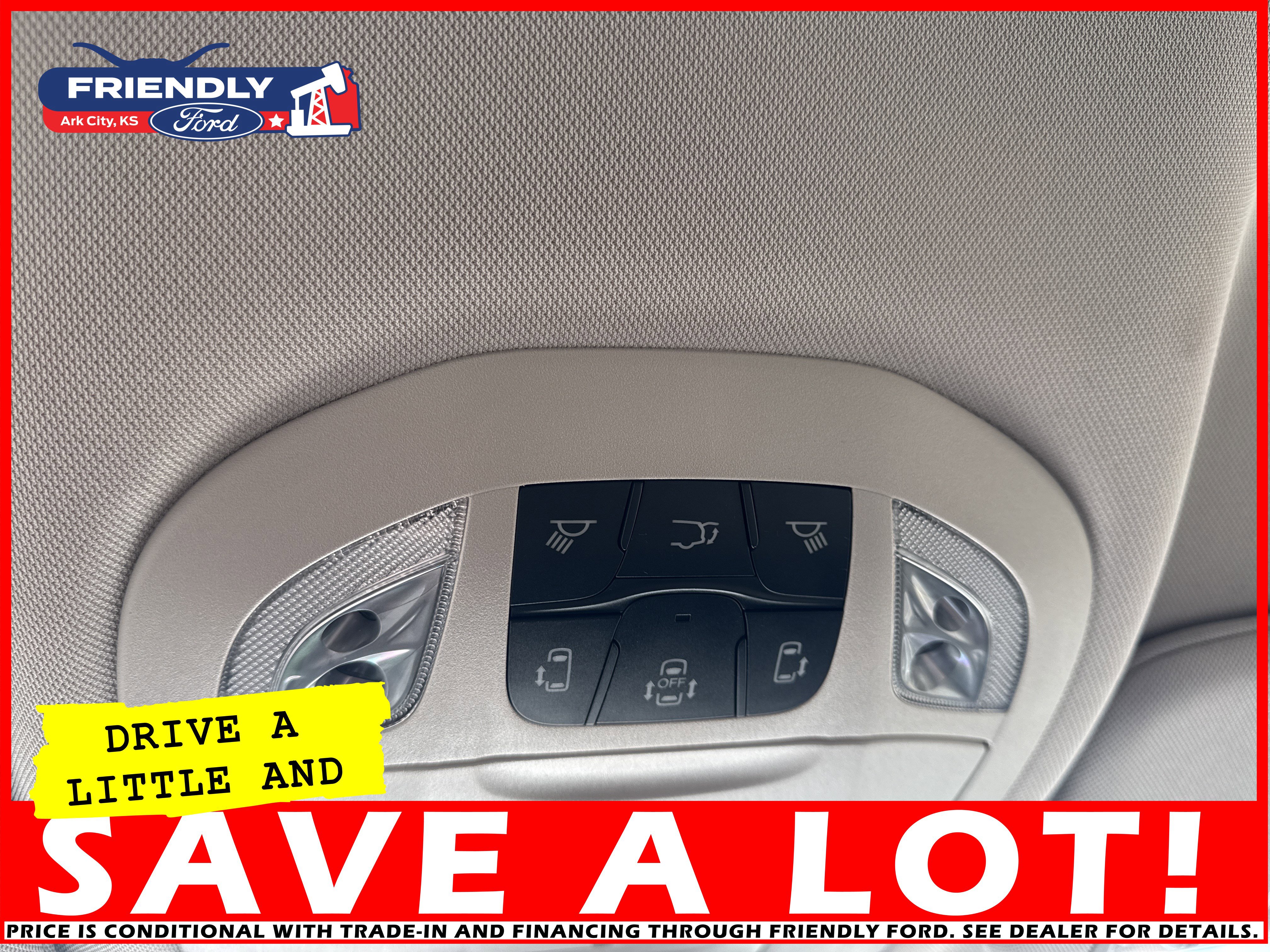 Used 2023 Chrysler Voyager LX image 37