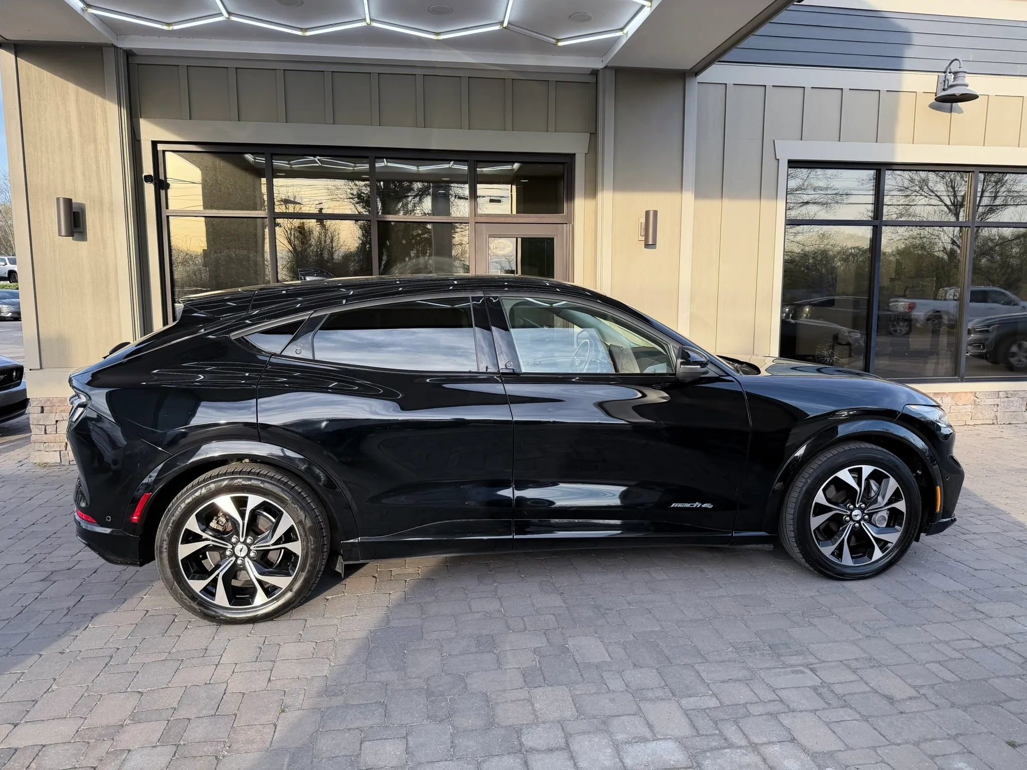 Used 2021 Ford Mustang Mach-E Premium image 70