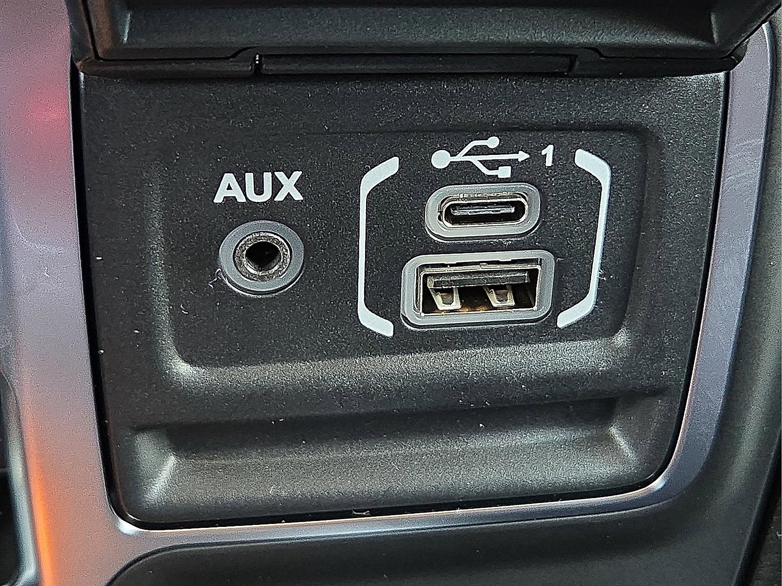 New 2025 Jeep Gladiator Rubicon image 19