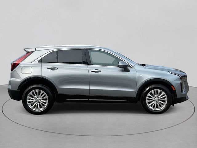 Certified 2024 Cadillac XT4 Luxury w/ Cold Weather Package AWD/4WD image 34