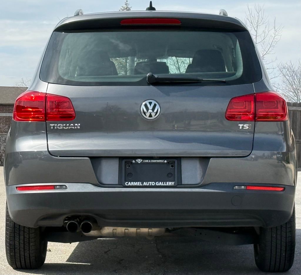 Used 2017 Volkswagen Tiguan S FWD image 4