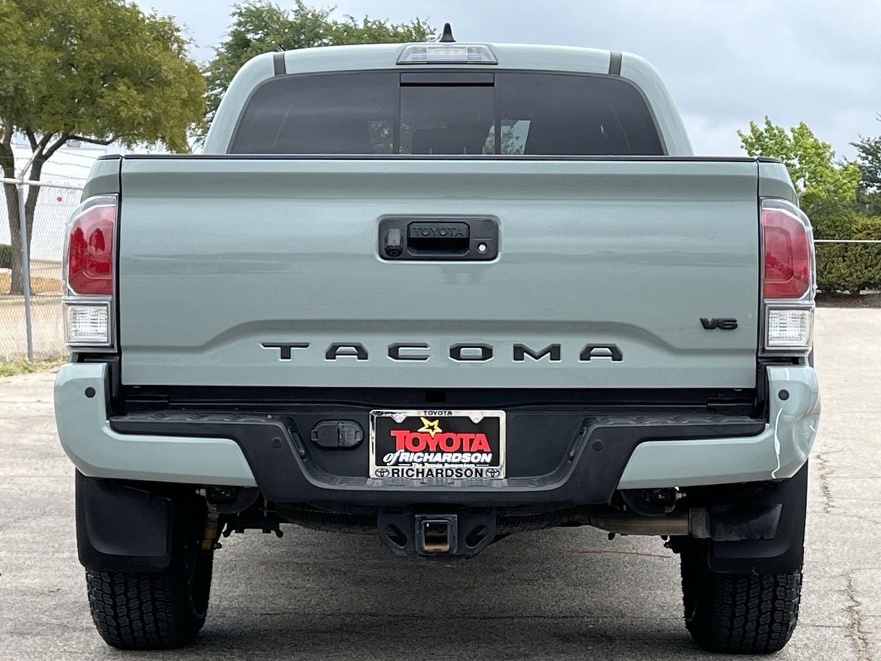 Used 2022 Toyota Tacoma TRD Off-Road w/ Technology Package AWD/4WD image 5