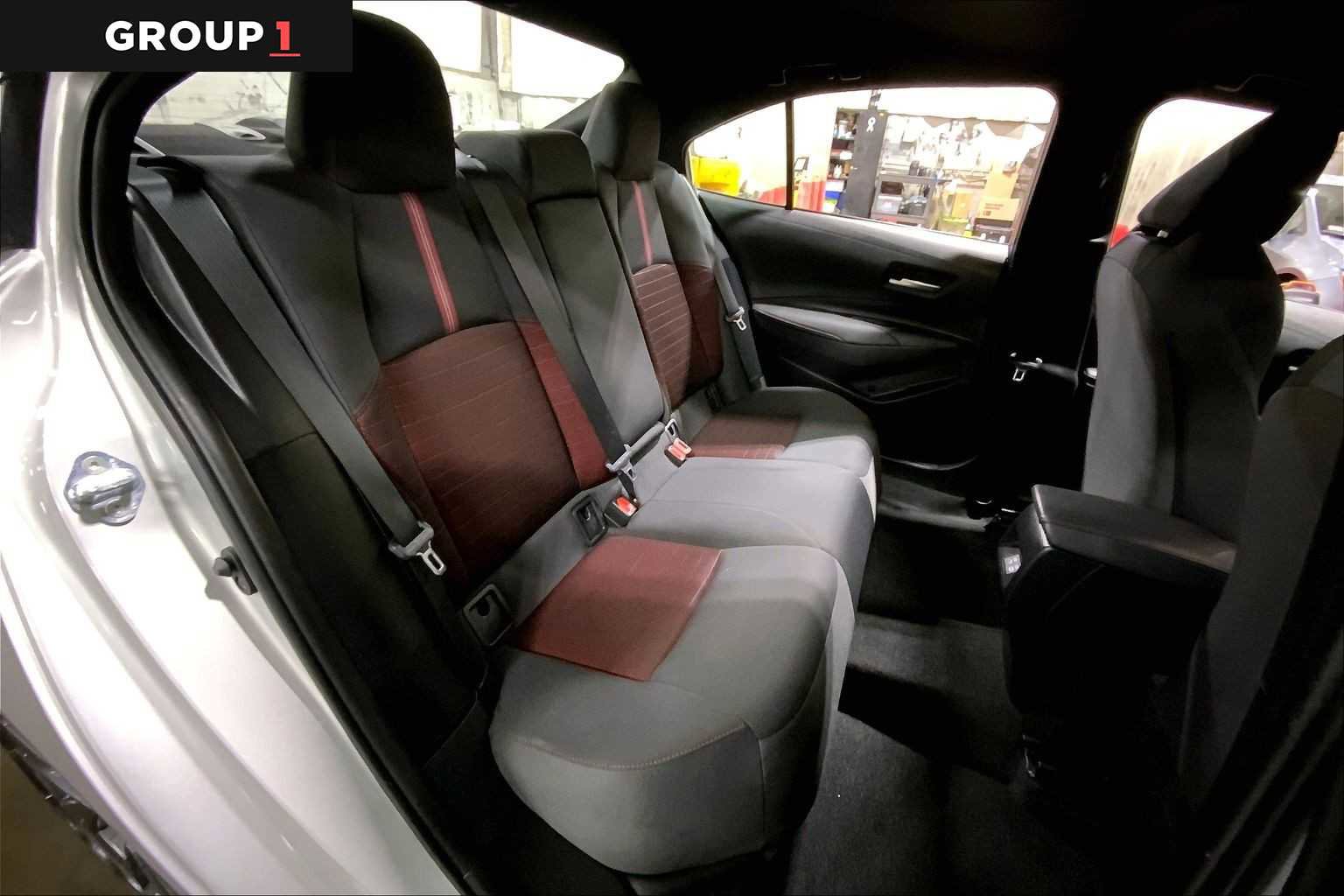 Certified 2025 Toyota Corolla SE image 19