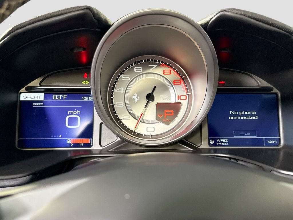 Used 2019 Ferrari Portofino RWD image 13