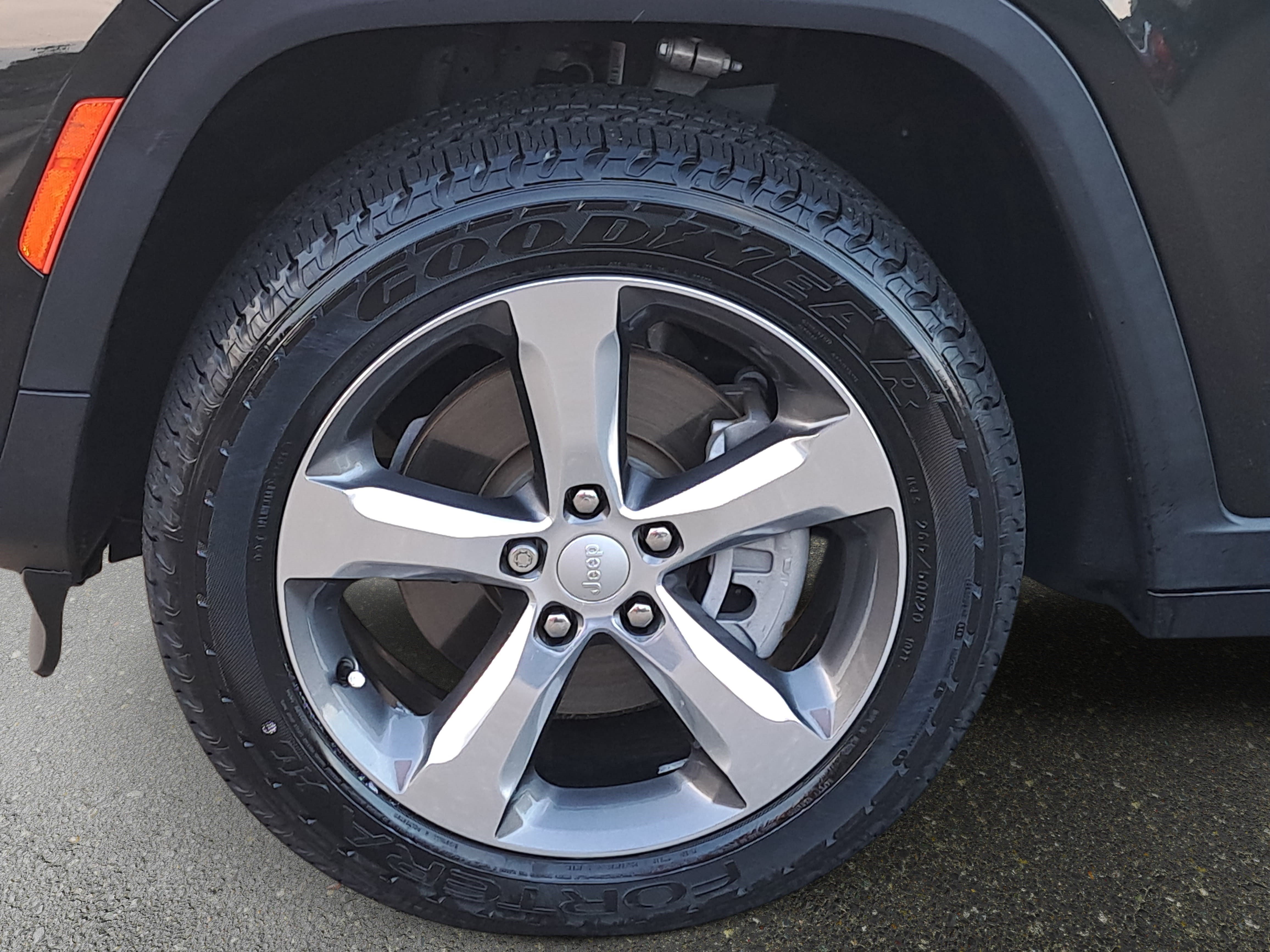 Used 2022 Jeep Grand Cherokee L Limited RWD image 35