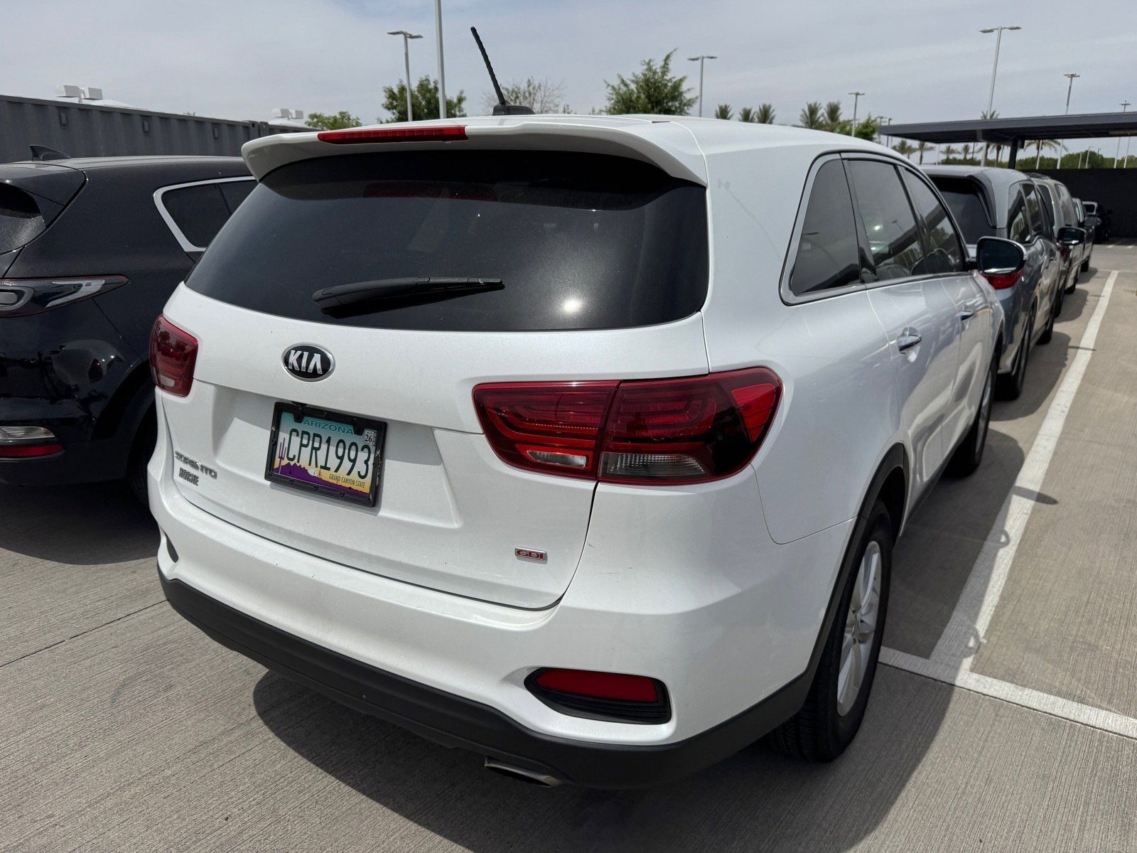 Used 2019 Kia Sorento L image 4