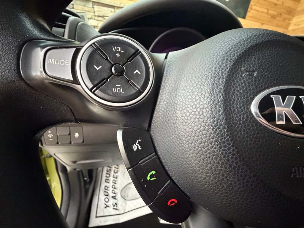 Used 2018 Kia Soul + FWD image 20