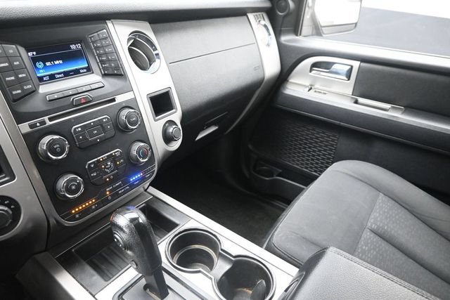 Used 2017 Ford Expedition EL XLT AWD/4WD image 30