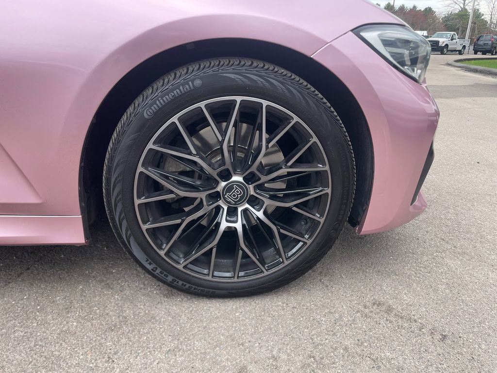 Used 2022 BMW 330i xDrive Sedan w/ M Sport Package image 30