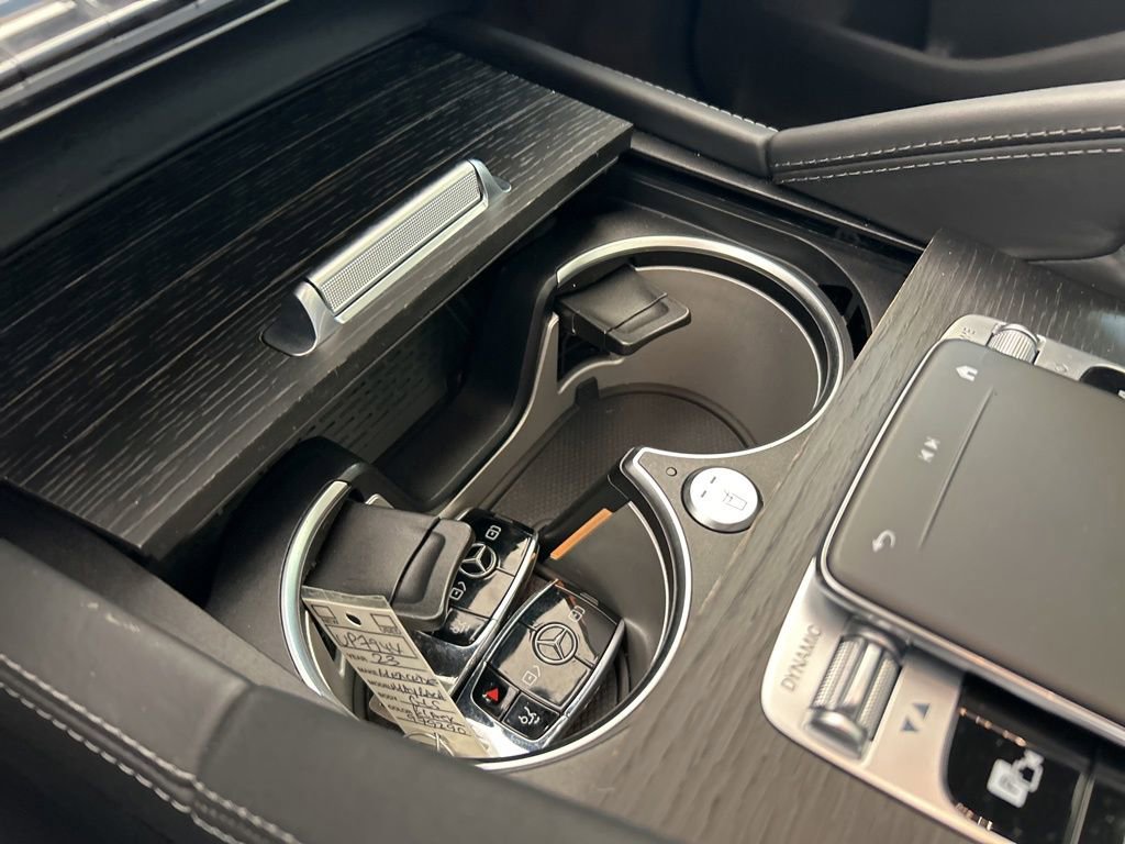 Used 2023 Mercedes-Benz Maybach GLS 600 4MATIC image 59