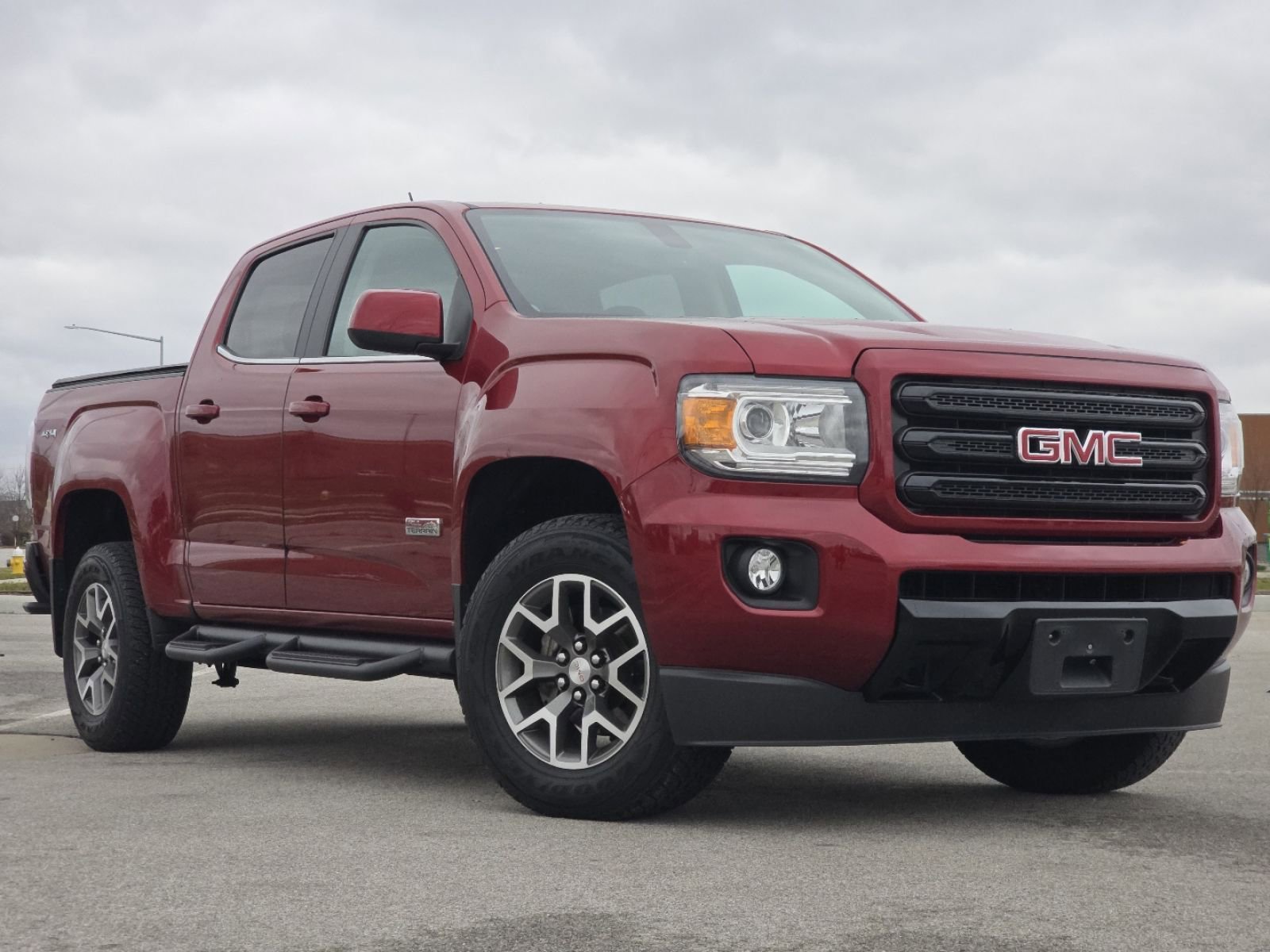 Used 2020 GMC Canyon All Terrain w/ Trailering Package image 2