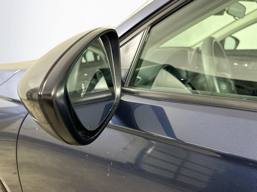 Used 2025 Honda Accord SE image 32