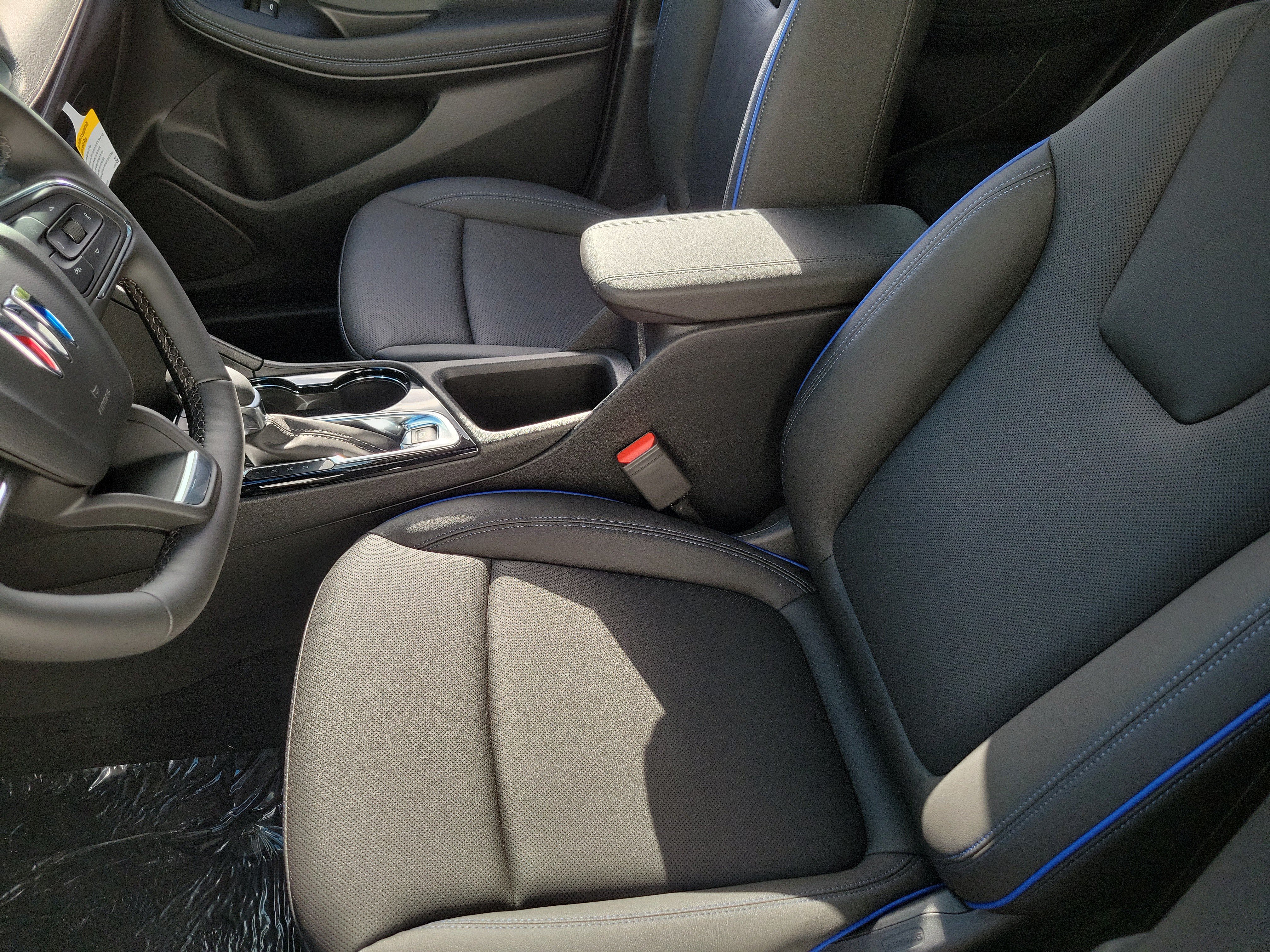 New 2026 Buick Encore GX Sport Touring w/ Advanced Technology Package FWD image 23