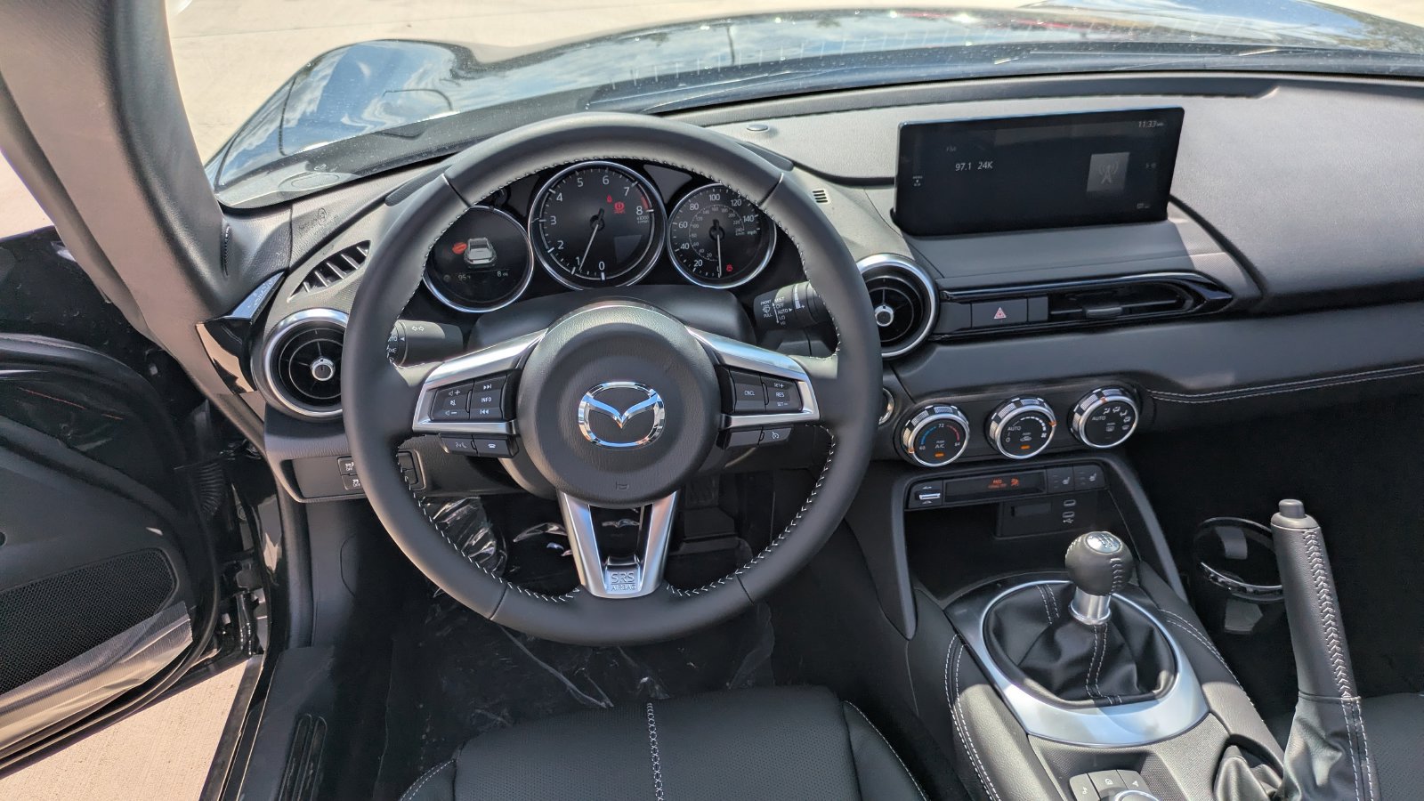 New 2026 MAZDA MX-5 Miata RF Grand Touring RWD image 12