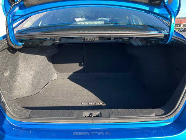 Used 2021 Nissan Sentra SR w/ SR Premium Package FWD image 32