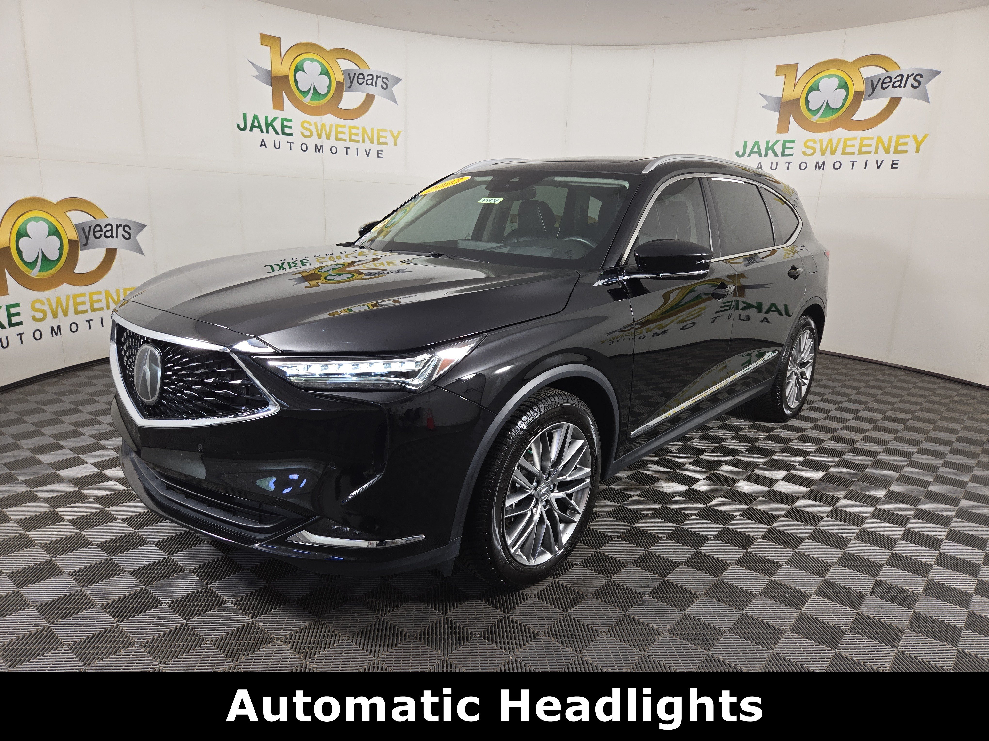 Used 2023 Acura MDX w/ Advance Package AWD/4WD image 3