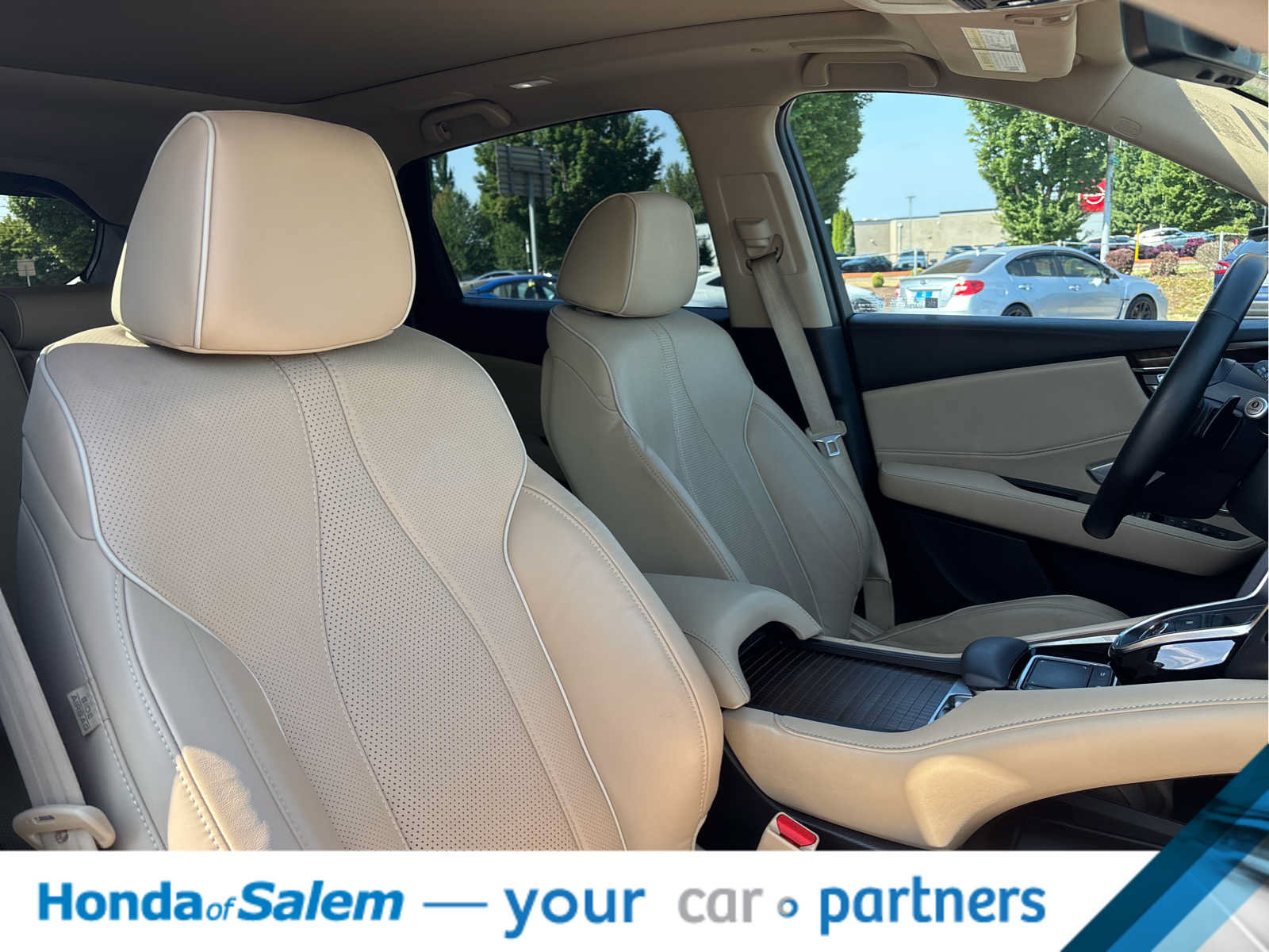 Used 2019 Acura RDX w/ Advance Package AWD/4WD image 14