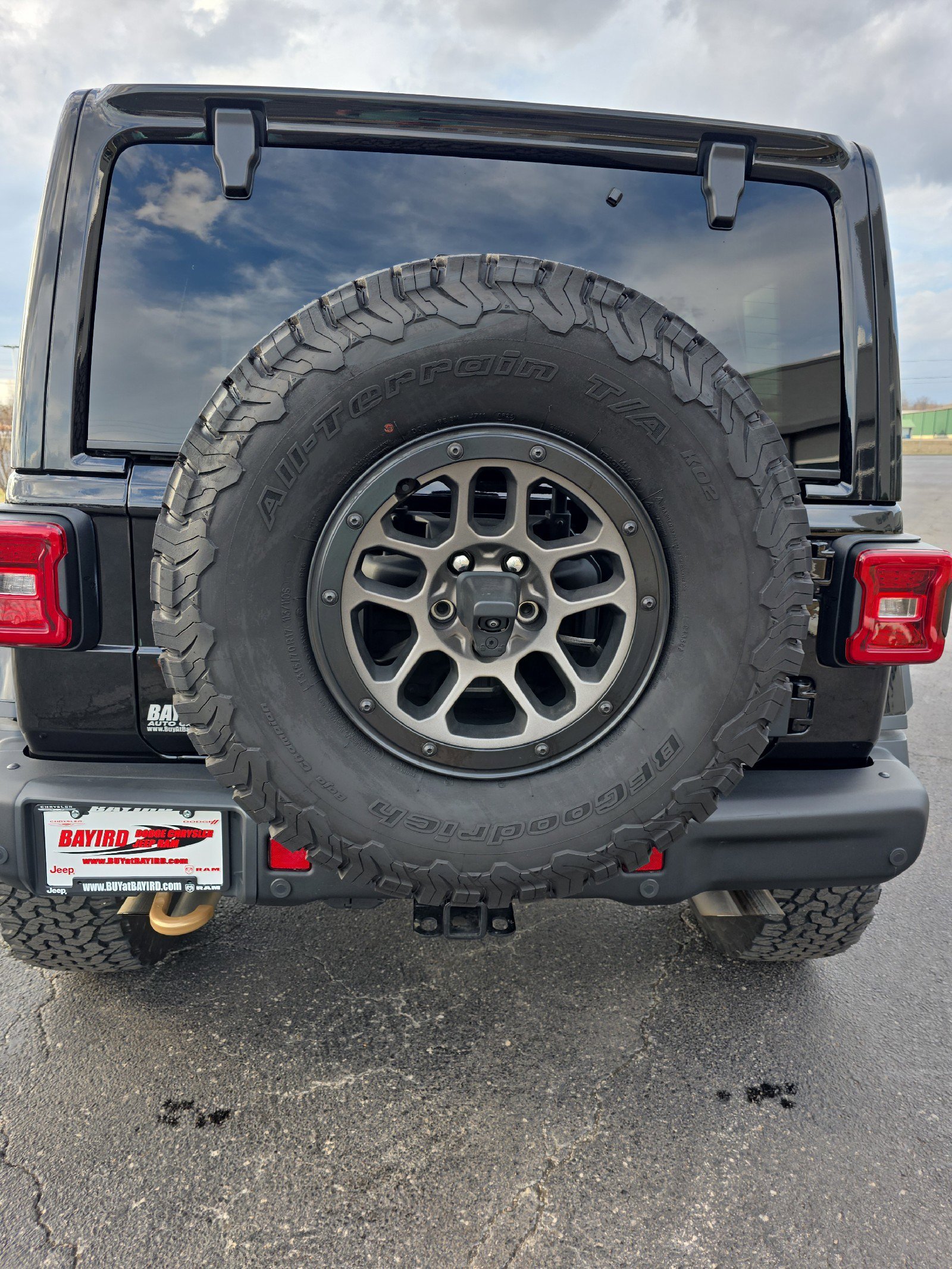 Used 2023 Jeep Wrangler Unlimited Rubicon 392 AWD/4WD image 15