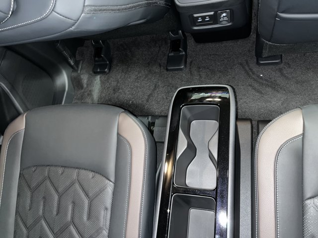 New 2026 Nissan Pathfinder Platinum w/ Cargo Package AWD/4WD image 15