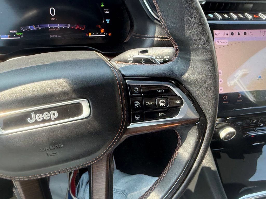 Certified 2023 Jeep Grand Cherokee Summit w/ Advanced Protech Group IV AWD/4WD image 23