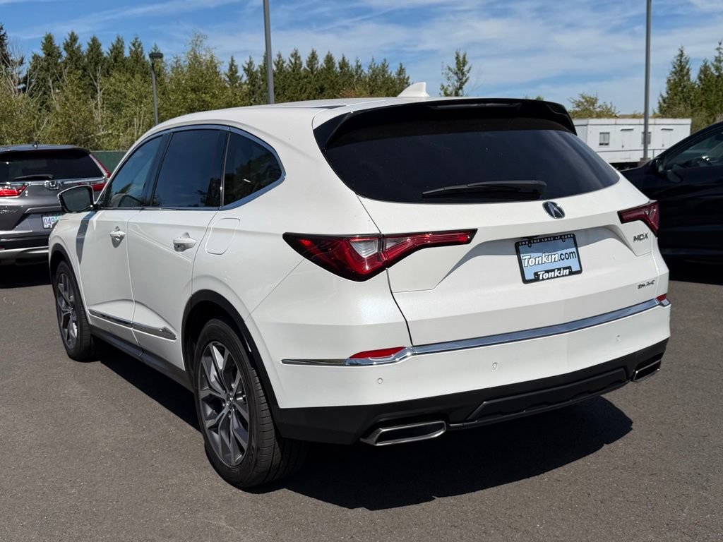 Used 2023 Acura MDX w/ Technology Package AWD/4WD image 6