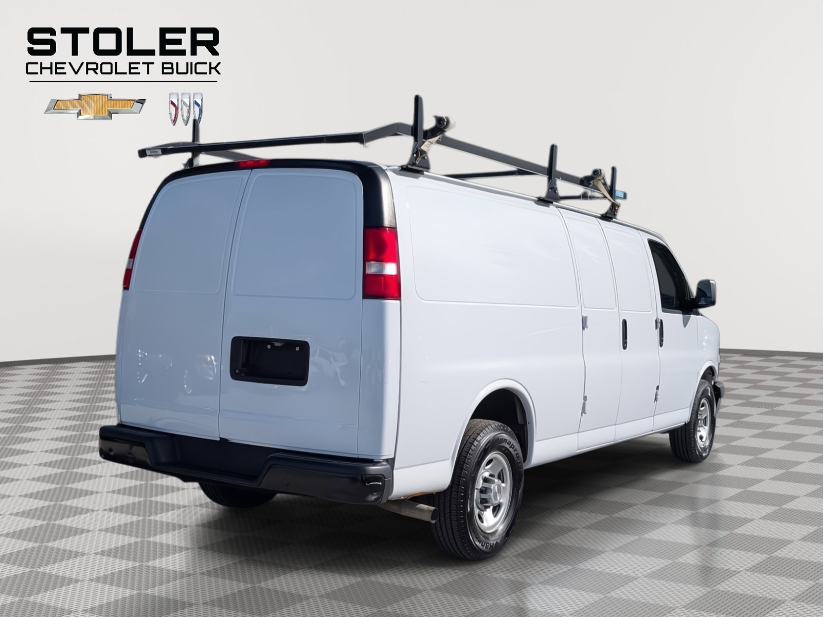 Used 2021 Chevrolet Express 2500 Extended w/ Driver Convenience Package image 5