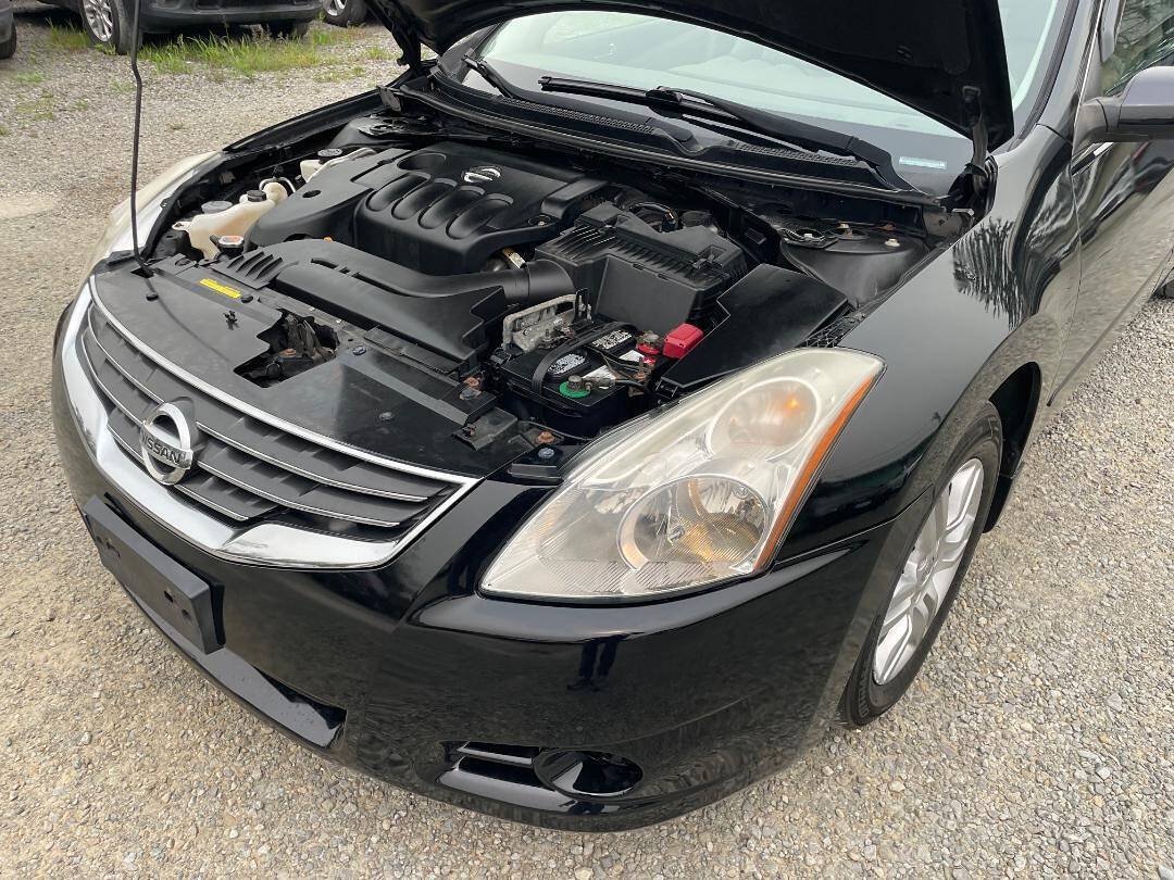 Used 2012 Nissan Altima 2.5 SL w/ 2.5SL Pkg FWD image 24