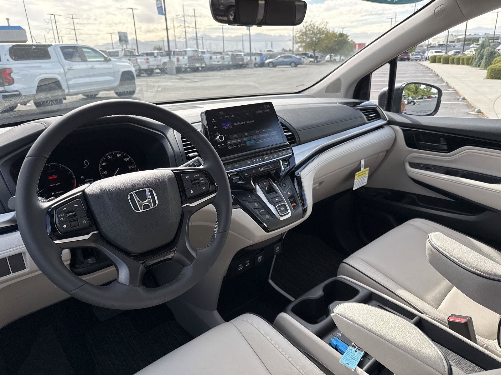 Used 2026 Honda Odyssey Touring image 21