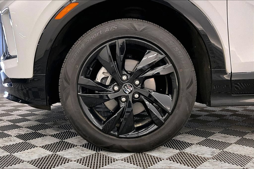 Used 2024 Buick Encore GX Sport Touring AWD/4WD image 8