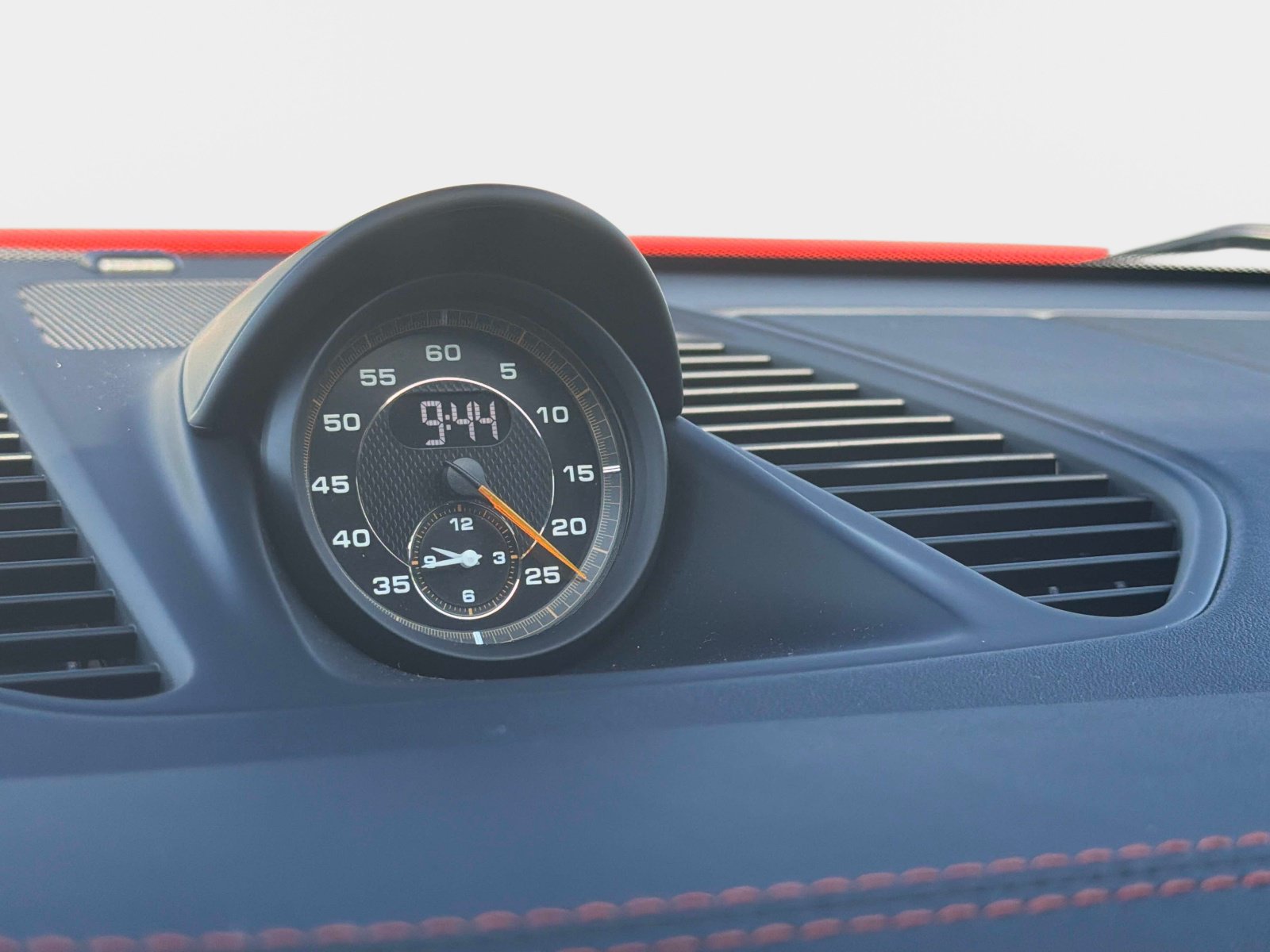Used 2018 Porsche 911 GT3 RWD image 40