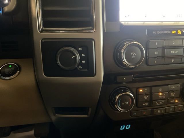 Used 2017 Ford F150 Lariat image 17