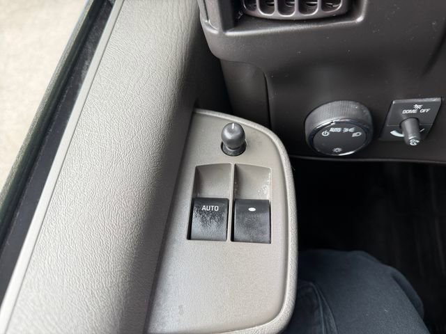 Used 2024 Chevrolet Express 2500 w/ Driver Convenience Package image 15