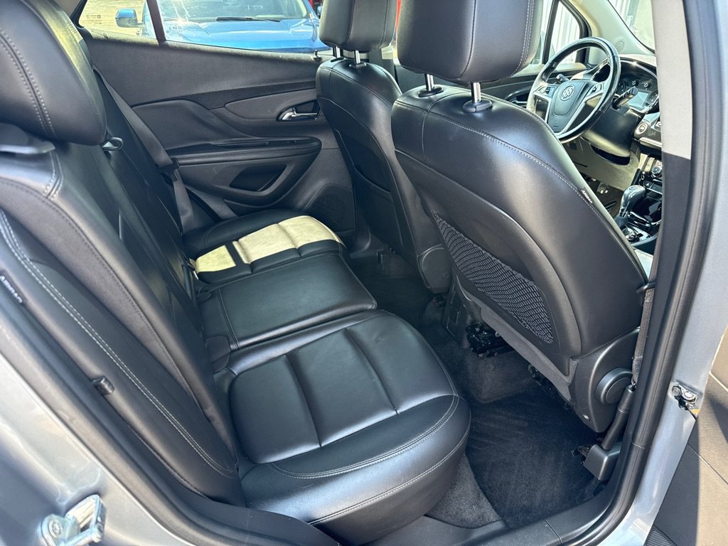 Used 2019 Buick Encore Essence AWD/4WD image 17