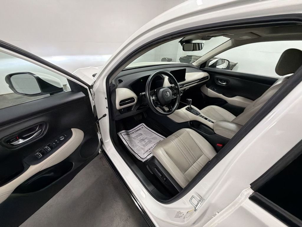 Used 2024 Honda HR-V EX-L image 10