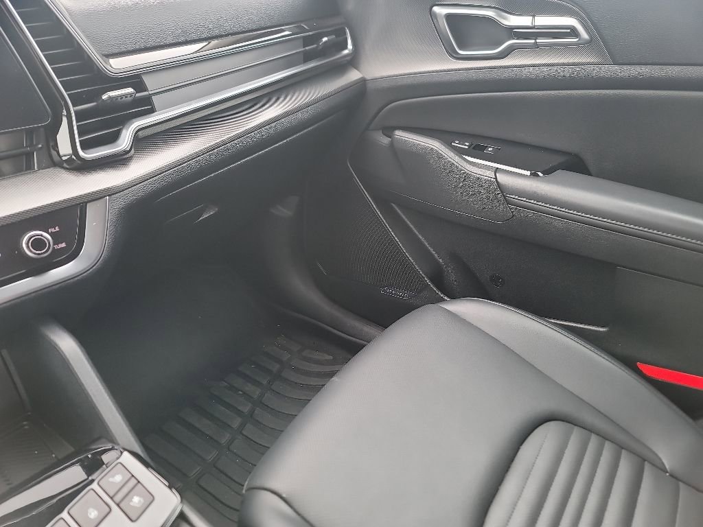Certified 2023 Kia Sportage SX FWD image 26