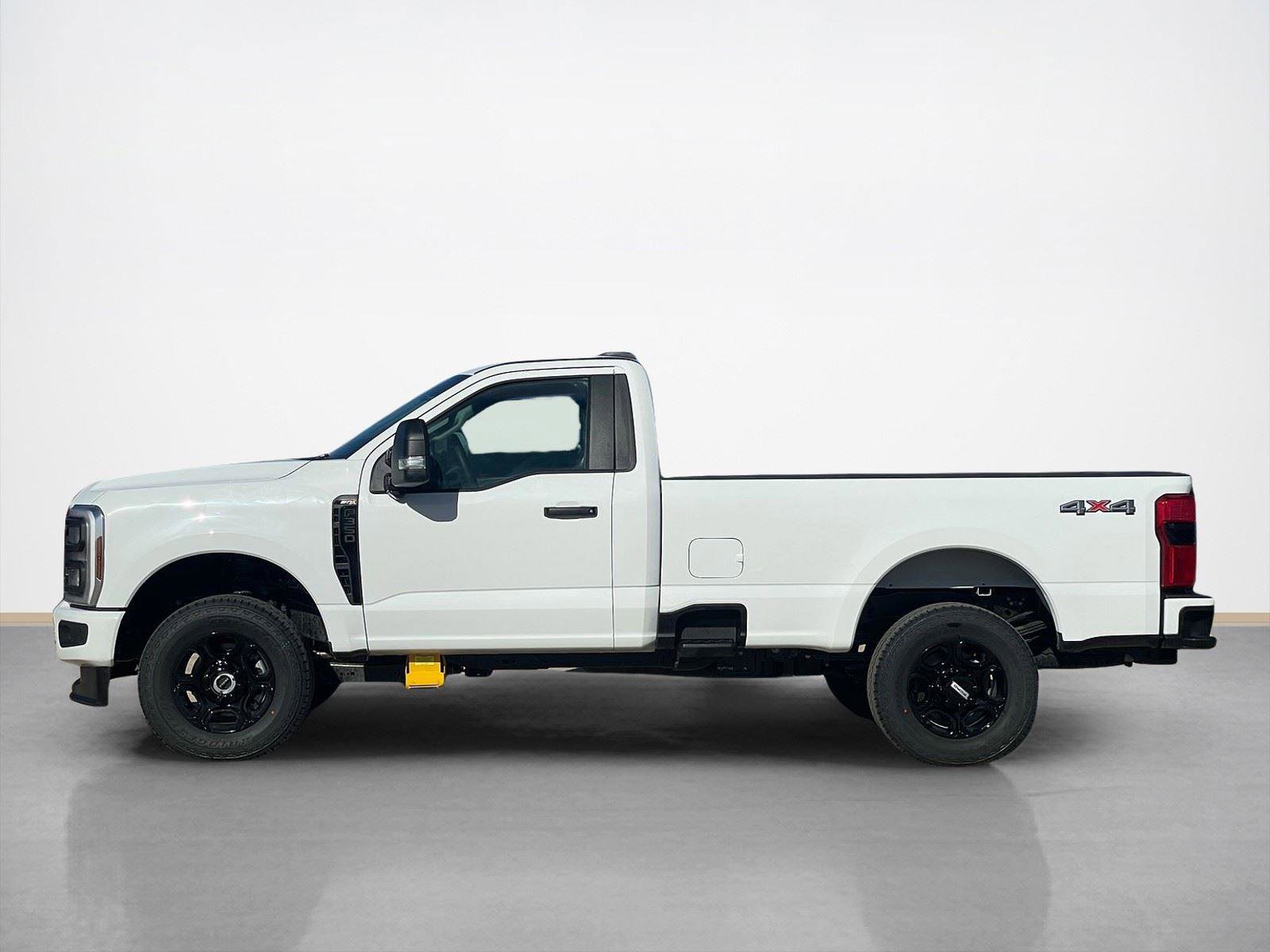 New 2026 Ford F350 XL w/ STX Appearance Package AWD/4WD image 4