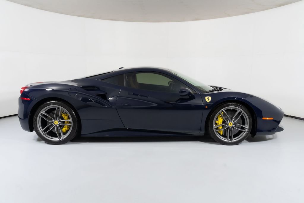 Used 2017 Ferrari 488 GTB RWD image 19