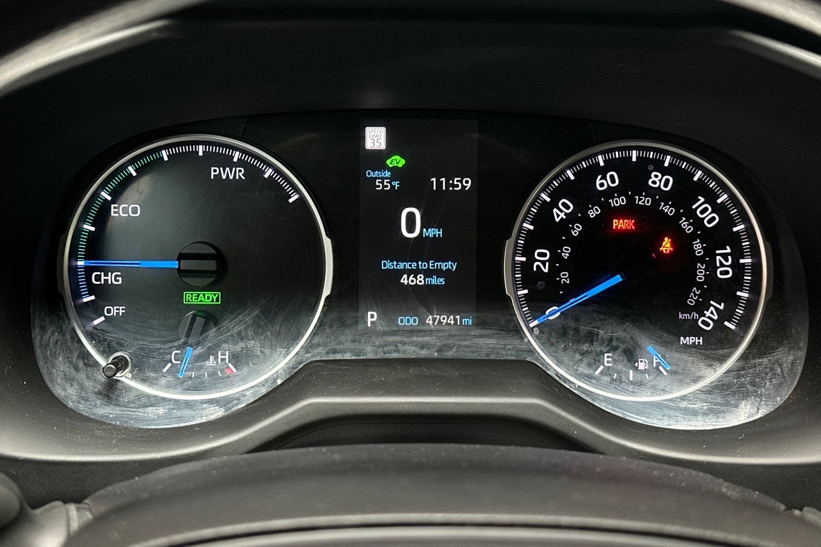 Used 2022 Toyota RAV4 LE AWD/4WD image 34