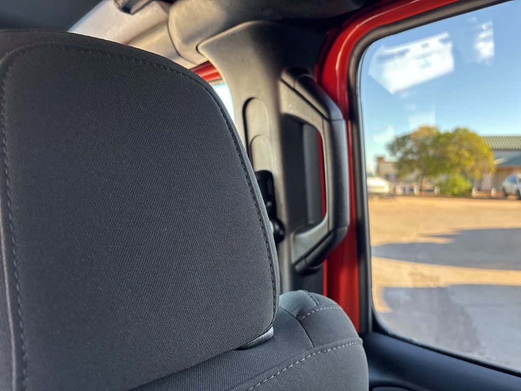 Used 2023 Jeep Gladiator Sport AWD/4WD image 43