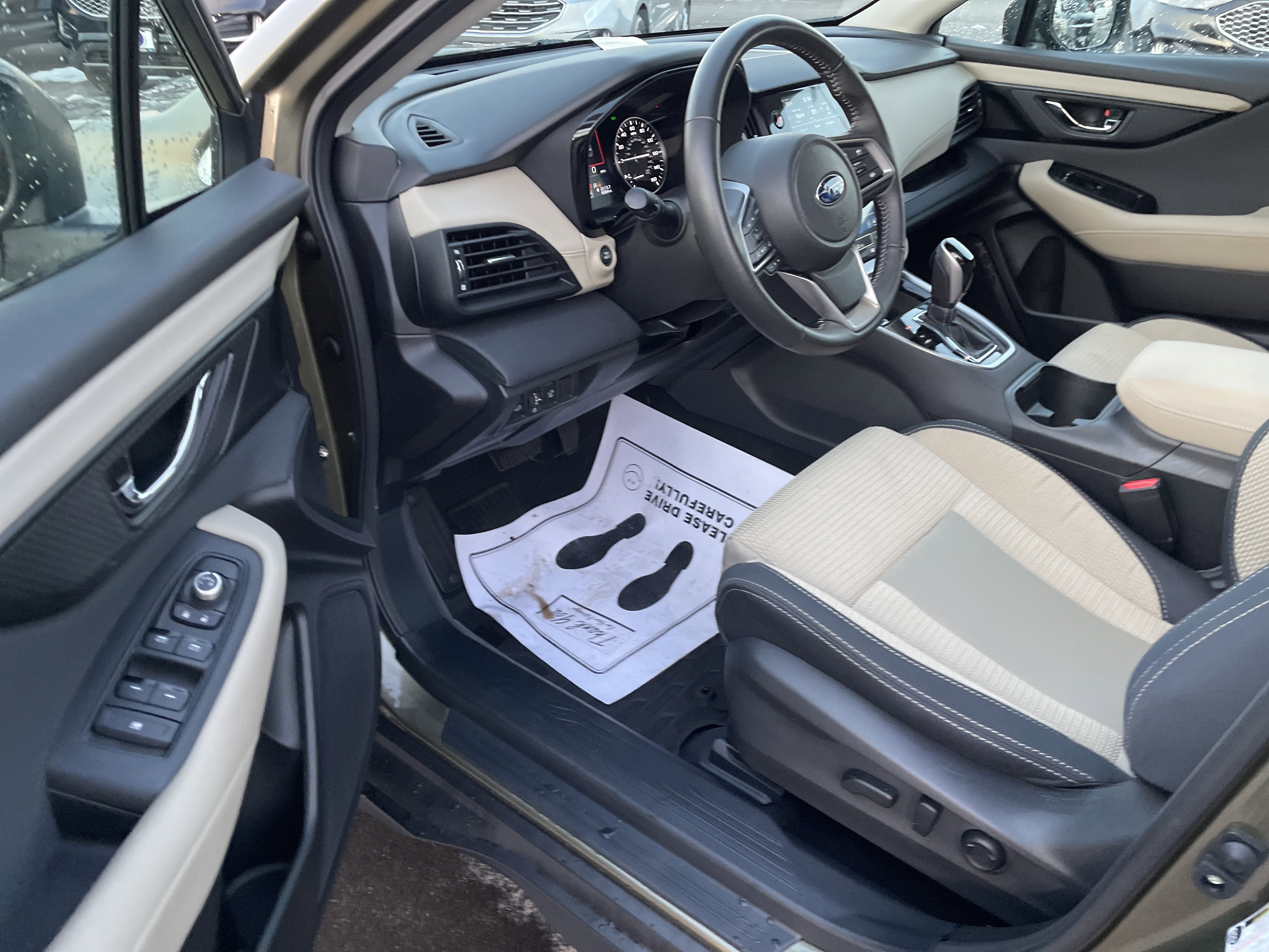 Certified 2025 Subaru Outback Premium image 11