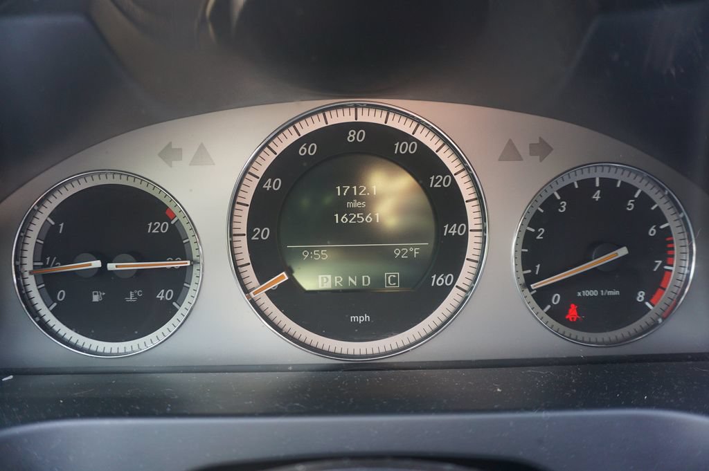 Used 2008 Mercedes-Benz C 350 Sport image 6