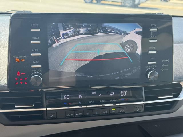 Used 2021 Toyota Sienna XLE FWD image 34