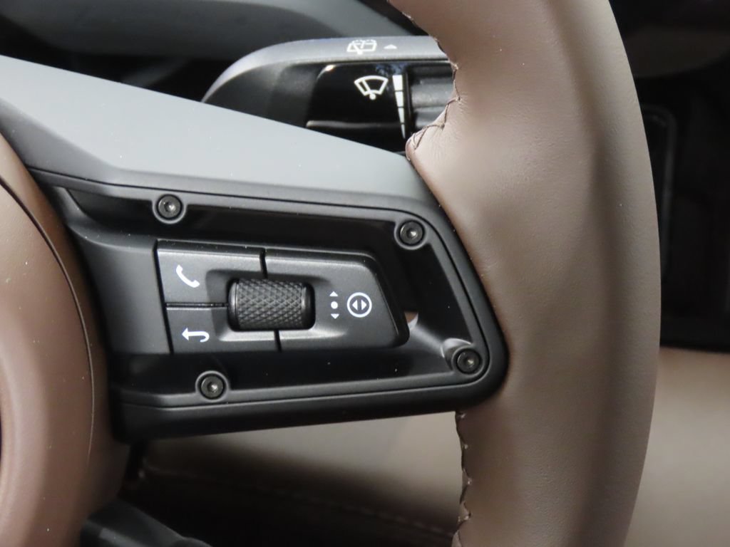New 2026 Porsche Taycan 4S AWD/4WD image 22