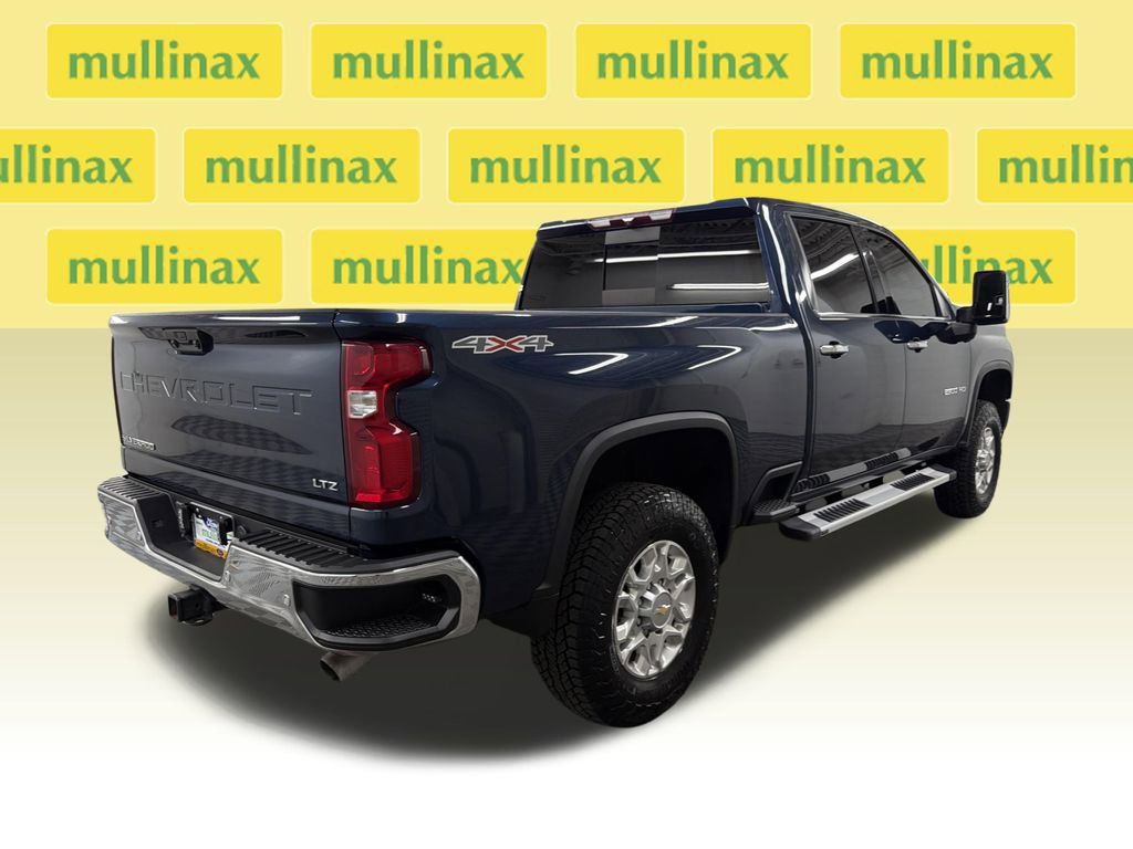 Used 2023 Chevrolet Silverado 2500 LTZ w/ LTZ Convenience Package image 3