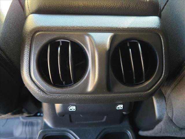 Used 2023 Jeep Gladiator Willys image 17