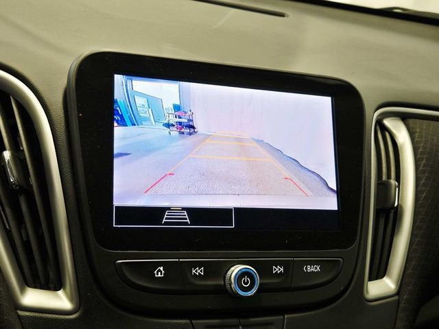 Used 2025 Chevrolet Malibu LT FWD image 23